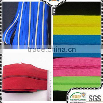 Good Quality EU Standard OEKO Custom Panton 5# Nylon Zipper Long Chain