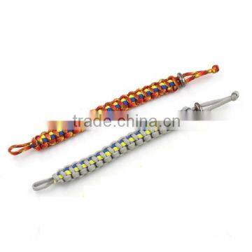 Fashin Paracord Bracelet With Metal Closure photo-3