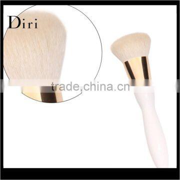 Wholesale price fashion design powder makeup brush