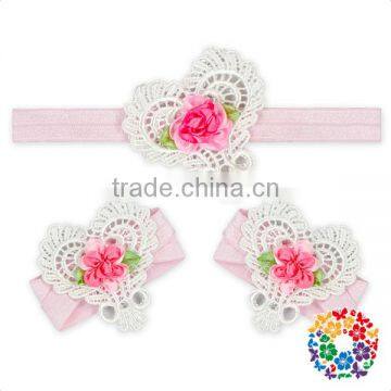 2017 Wholesale Barefoot Sandals With Flower Baby Pink Fold Over Sandals Girls New Stylish Sandals