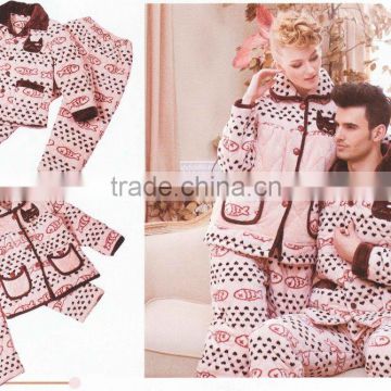 Wholesale winter couple pajamas/family pajamas