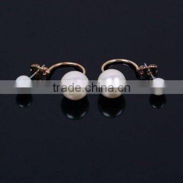 Elegant lady Pearl Bead Gold Plated Ear Piercing Pin earrings