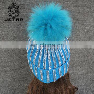 Wholesale price custom pattern fur hat suede cap with big raccoon fur ball knitted hat