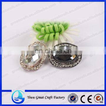 wholesale gorgeous ellipse shape crystal rhinestone button