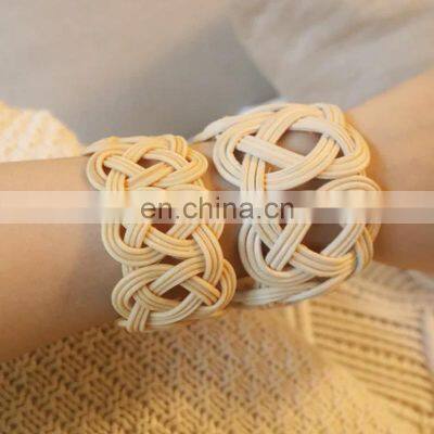 Hot Sale Rattan Bangle Bracelet Handmade Accessories Personality Natural wicker straw large circle bracelet cheap wholesale