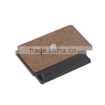 China Manfacturer Wholesale Best Travel Tripod Quick Release Camera Plate photo-3