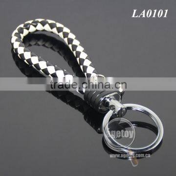 New Arrival Manual Hand Braided Rope Silver Zinc Alloy Metal Tag Braided Leather Cord Black White Leather Straps Weave Keychain photo-3