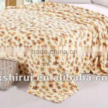 100% polyester cheap coral fleece blanket set