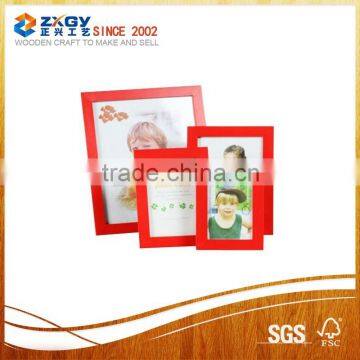 White Collage Wooden Photo Frame For Friend Souvenir