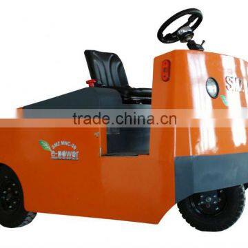 Electric tow tractor