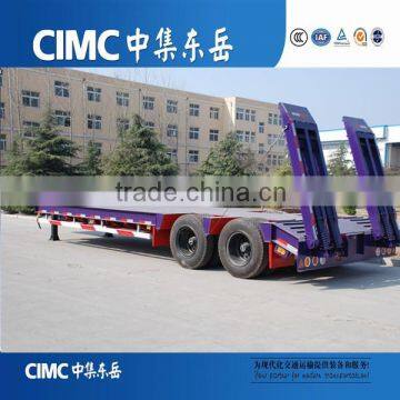 Sinotruck Tractor Hauling Heavy Duty 2 Axles Lowbed Trailer sale