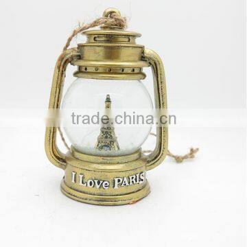 Fashion Design Cute Resin Decorative souvenir Lantern snow globes wholesale