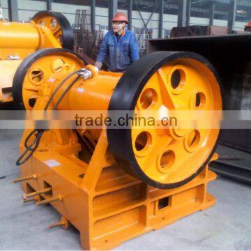 ceramic crusher / jaw crusher/ best price crusher/Medium and Fine Crushing