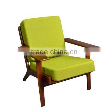 replica leisure ash wood furniture Hans Wegner Plank sofa chair