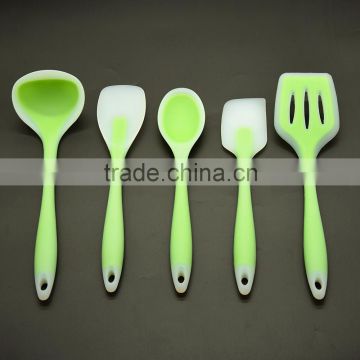 Shenzhen FDA non stick seamless heat resistant food grade colorful silicon kitchen utensils cooking set