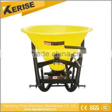 Plastic tank fertilizer granular spreader