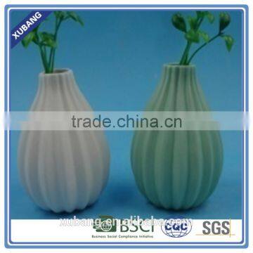 Porcelain Small Flower Vases for Decoration photo-3