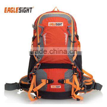 2017 high quality customized 35L trekking bag for hiking or mountaineering