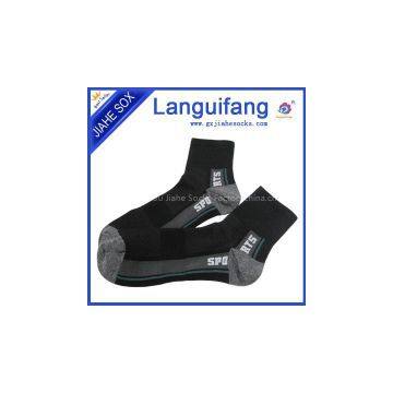 China Socks Supplier Custom Athletic Men Sport Socks photo-3