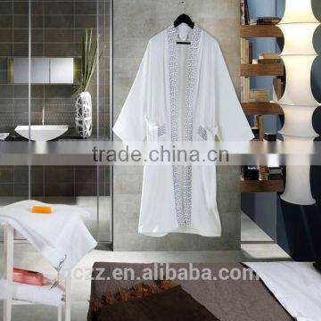 Hot sell! Velour 100% White Cotton Bathrobe With Luxury Embroidery For Hotel