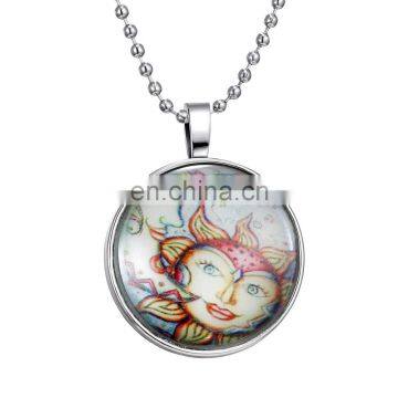 Old Mythology Head Shape Magical Glow in the Dark Necklace