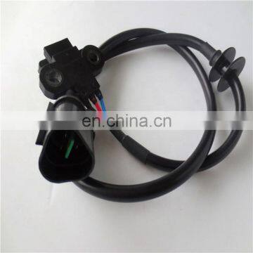 High Quality CKP J5T25871 MD342826 MD330891 PC99 MD199399 for Japanese Russian Car Crankshaft Position Sensor photo-2