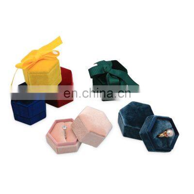 Factory direct supply popular design velvet custom ring boxes jewellery packaging