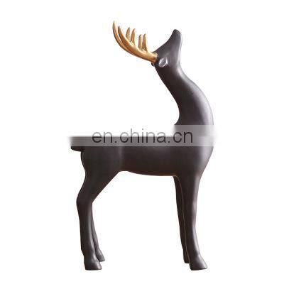 Скандинавский креативный современный дизайн. Настольные украшения Mason Home Living. Черно - золотая скульптура оленя. Набор подарков photo-2
