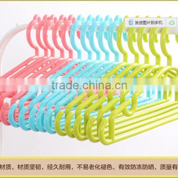 5 PCS/ CARD colorful plastic hanger for wet clothes dispaly