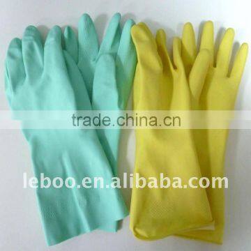 Latex household gloves
