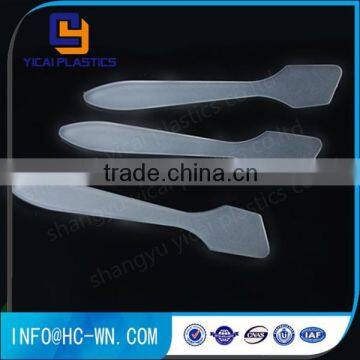 Unique Style White Food Grade Plastic Cosmetic Cream Spatula