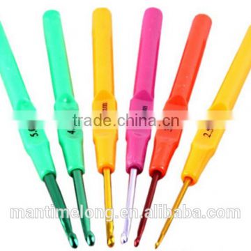 6pcs multicolor plastic handle crochet hook aluminum crochet hook