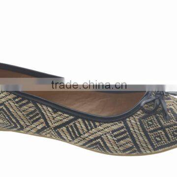 Comfortable geometric design ladies flat shoes 2016