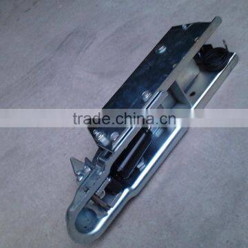 Heavy duty surge brake actuator coupler with 7000lbs