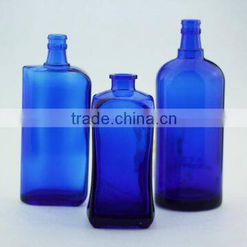 Top quality glassware for beverage drinking wholesale pure blue bottle cobalt bule bottle beverage bottle