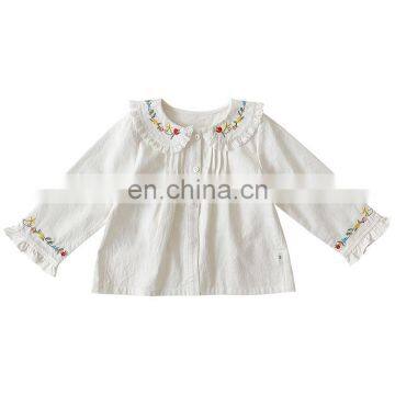 6700/High quality spring newest kids cotton white shirts floral embroidery simple casual girls top