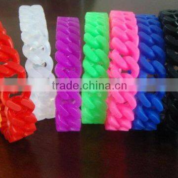 attractive 1 inch silicone chain/twist bracelet/wristband,eco-friendly and hot sell