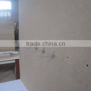 Hole Particle board/drilled particle board