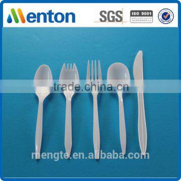 2016 Yiwu factory hot sale plastic cutlery set manufacturers