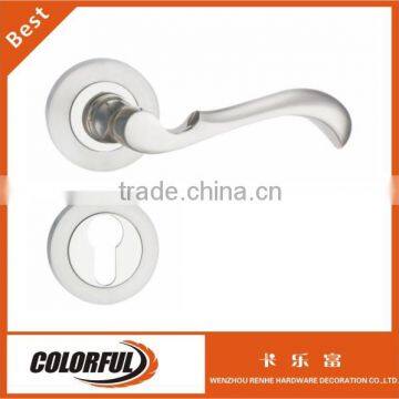 zinc alloy lever door handle on rose