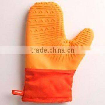 Cotton or T/C Oven Mitt with Silicone Piece