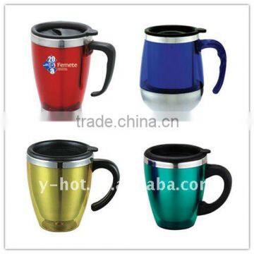 Carabiner travel mugs with