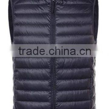 Men outdoor Ultra light down vest for winters