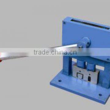 cutting and punching 25mm head and bottom rail machine