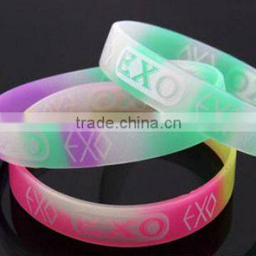 2015 NEW fashion Sport Bracelets Bangles night lights silicon Wristband