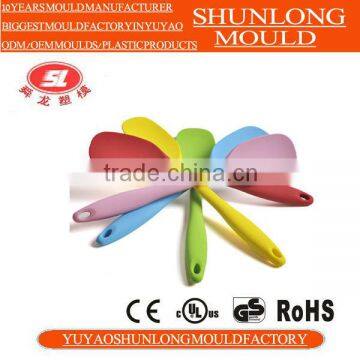 Produced by Green PC material household plastic parts injection mold