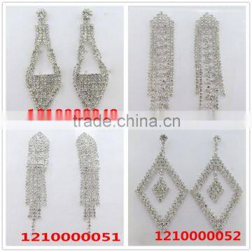 High Quality Prismatic Shape Crystal Rinestone Earring photo-6