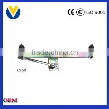 universal windshield wiper linkage assembly