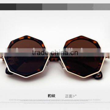 Hot Sale Multilateral Sunglasses Loving Heart Temple Sun Glasses,fashion Sunglasses photo-4