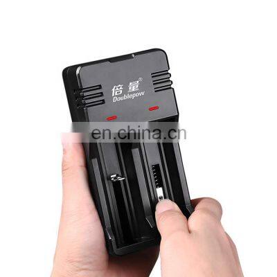 Portable Smart 18650 Lithium Battery Charger 3.7V universal battery charger with usb output